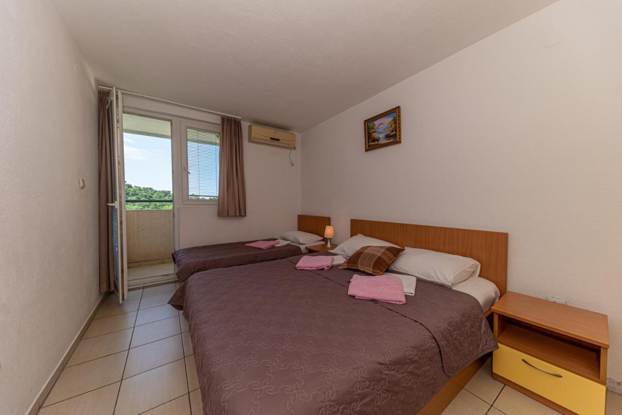 Apartment Knezevic Petrovac Exterior photo