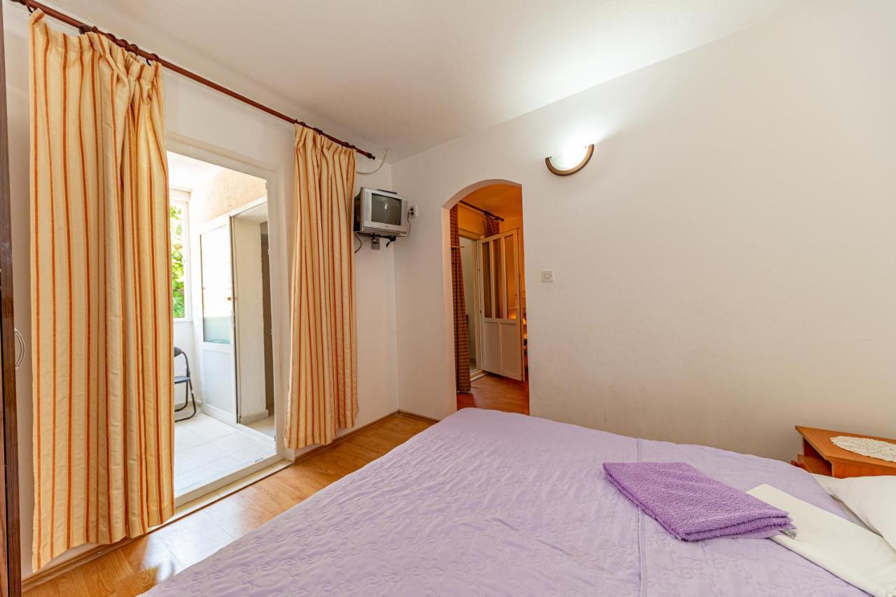 Apartment Knezevic Petrovac Exterior photo